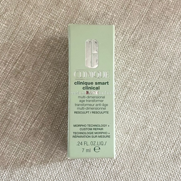 NWT Clinique Smart Clinical MD Multi-Dimensional Age Transformer Revolumize - Picture 2 of 4